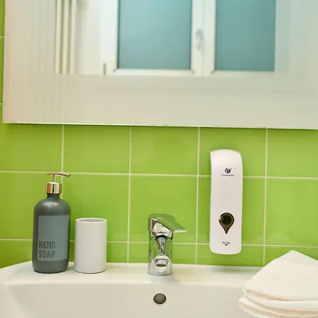 Torre Del Primaro 아파트 *