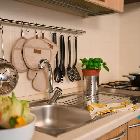 Torre Del Primaro 아파트 *